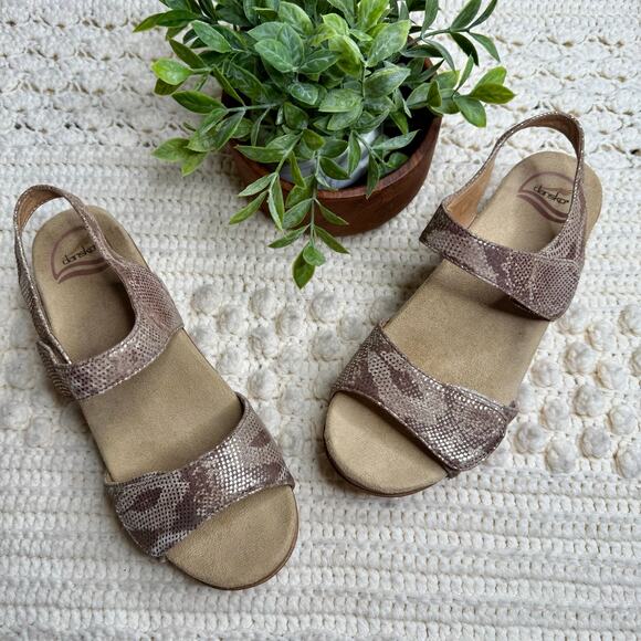 DANSKO Women's 39 US 8 Sonnet Sandal Metallic Gold Tan Animal Print Clog Shoe - Picture 3 of 13